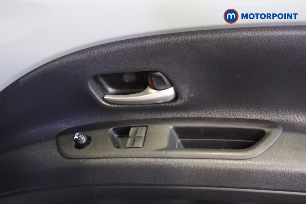 Toyota Aygo X Edge Manual Petrol Hatchback - Stock Number (1588692) - 14th supplementary image