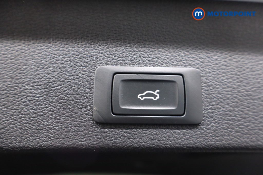 Audi Q2 S Line Manual Petrol SUV - Stock Number (1588737) - 36th supplementary image