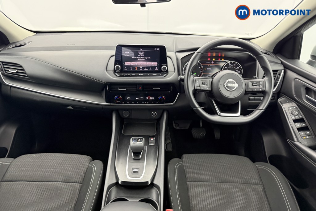 Nissan Qashqai Acenta Premium Automatic Petrol SUV - Stock Number (1588762) - 1st supplementary image