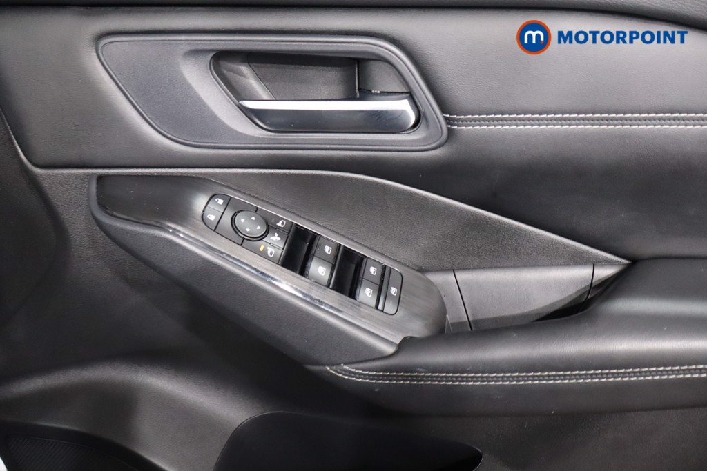 Nissan Qashqai Acenta Premium Manual Petrol SUV - Stock Number (1588773) - 19th supplementary image