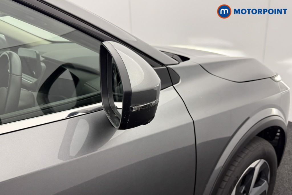 Nissan Qashqai N-Connecta Manual Petrol SUV - Stock Number (1588841) - 17th supplementary image