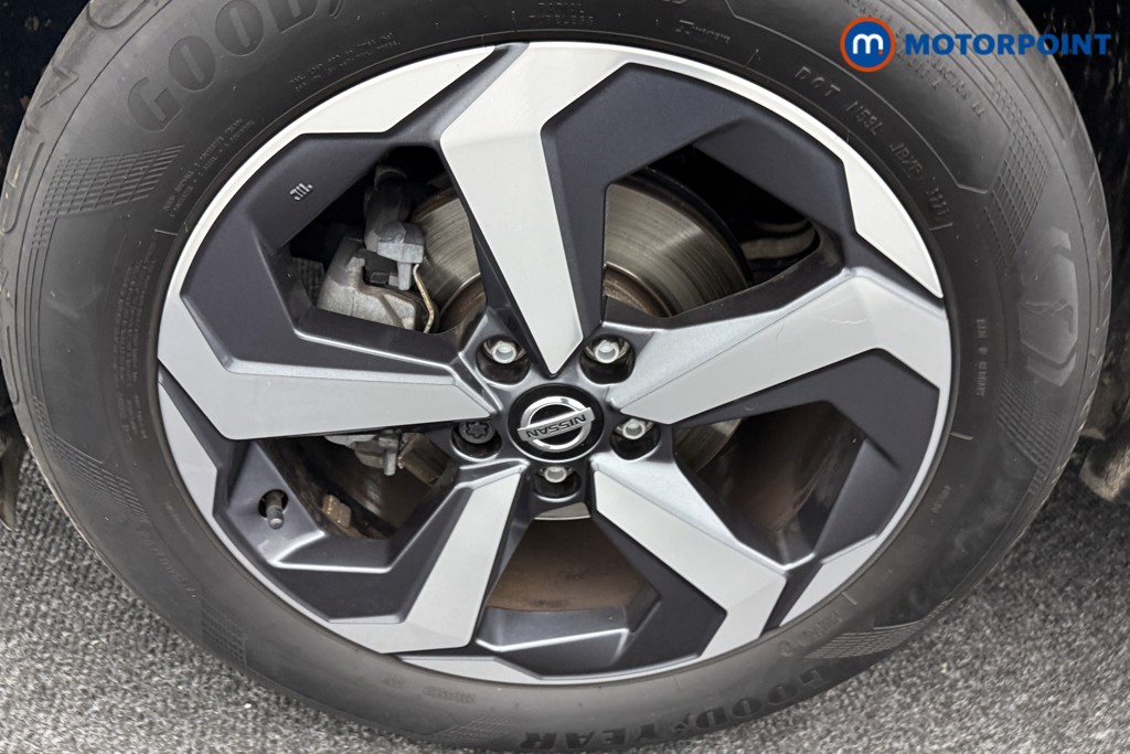 Nissan Qashqai N-Connecta Manual Petrol SUV - Stock Number (1588841) - 28th supplementary image