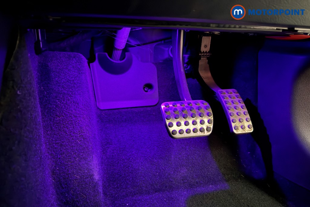 Mercedes-Benz A Class Amg Line Automatic Petrol Plug-In Hybrid Saloon - Stock Number (1588866) - 20th supplementary image