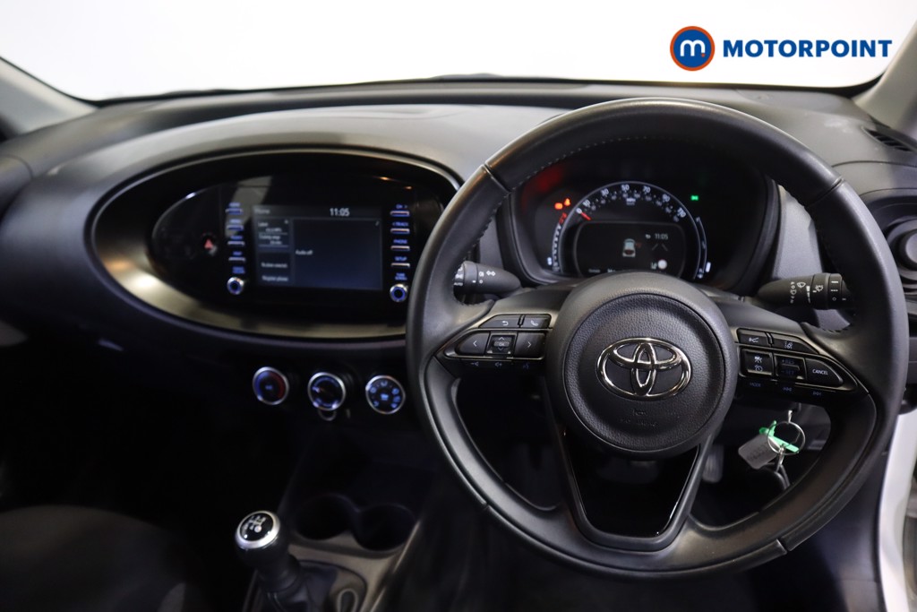 Toyota Aygo X Pure Manual Petrol Hatchback - Stock Number (1588891) - 1st supplementary image