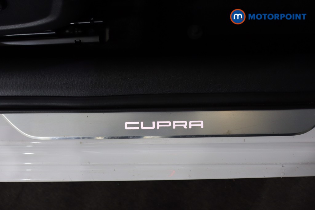 Cupra Leon VZ3 Automatic Petrol Hatchback - Stock Number (1589324) - 20th supplementary image