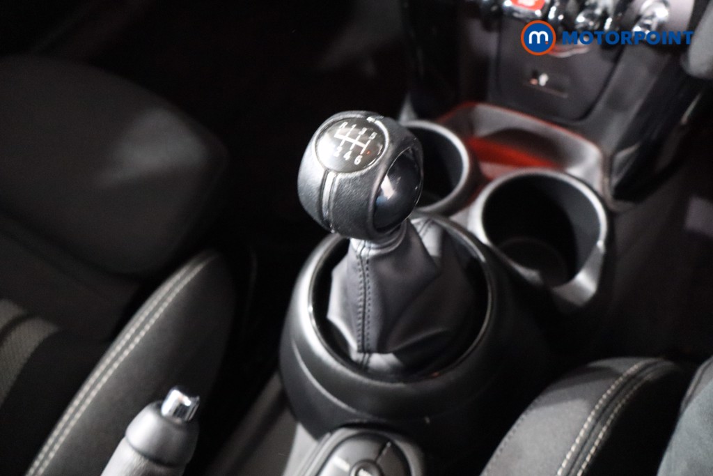 Mini Hatchback Cooper S Classic Manual Petrol Hatchback - Stock Number (1589408) - 14th supplementary image