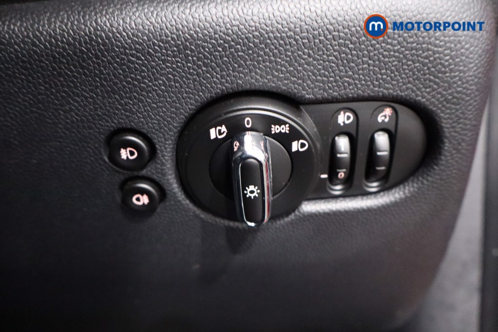 Mini Hatchback Cooper S Classic Manual Petrol Hatchback - Stock Number (1589408) - 20th supplementary image