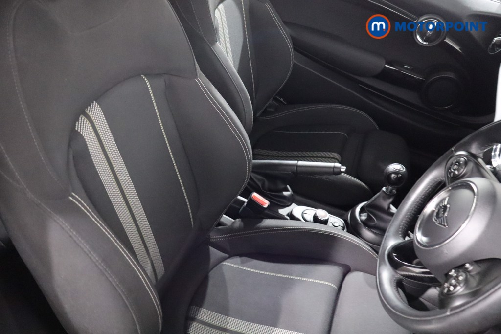 Mini Hatchback Cooper S Classic Manual Petrol Hatchback - Stock Number (1589408) - 24th supplementary image