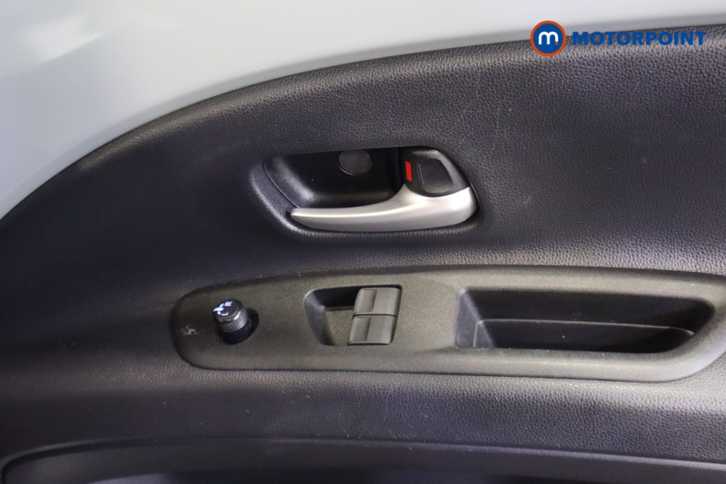 Toyota Aygo X Edge Manual Petrol Hatchback - Stock Number (1589429) - 9th supplementary image