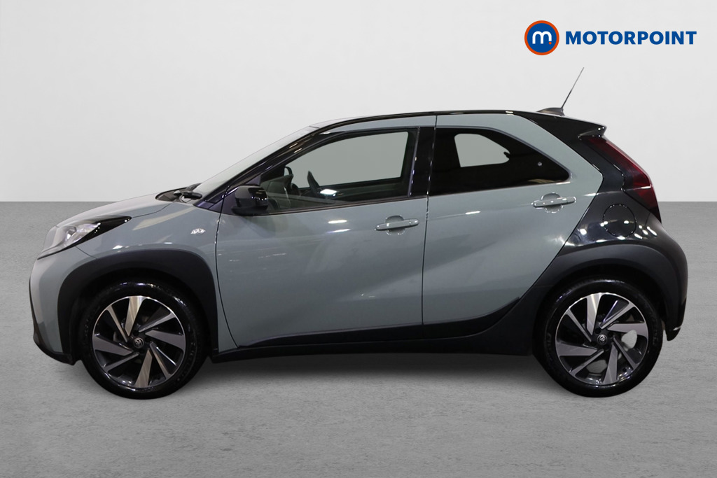Toyota Aygo X Edge Manual Petrol Hatchback - Stock Number (1589429) - Passenger side