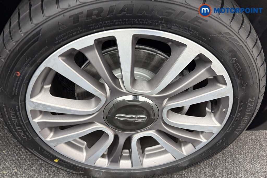 Fiat 500L Cross Manual Petrol Hatchback - Stock Number (1589634) - 27th supplementary image