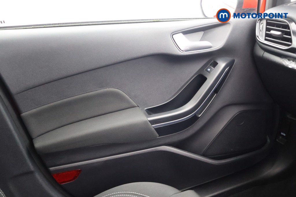 Ford Fiesta Zetec Manual Petrol Hatchback - Stock Number (1589655) - 12th supplementary image