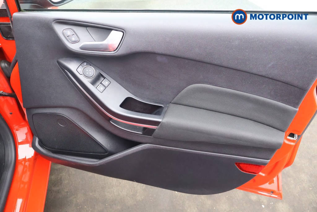 Ford Fiesta Zetec Manual Petrol Hatchback - Stock Number (1589655) - 13th supplementary image