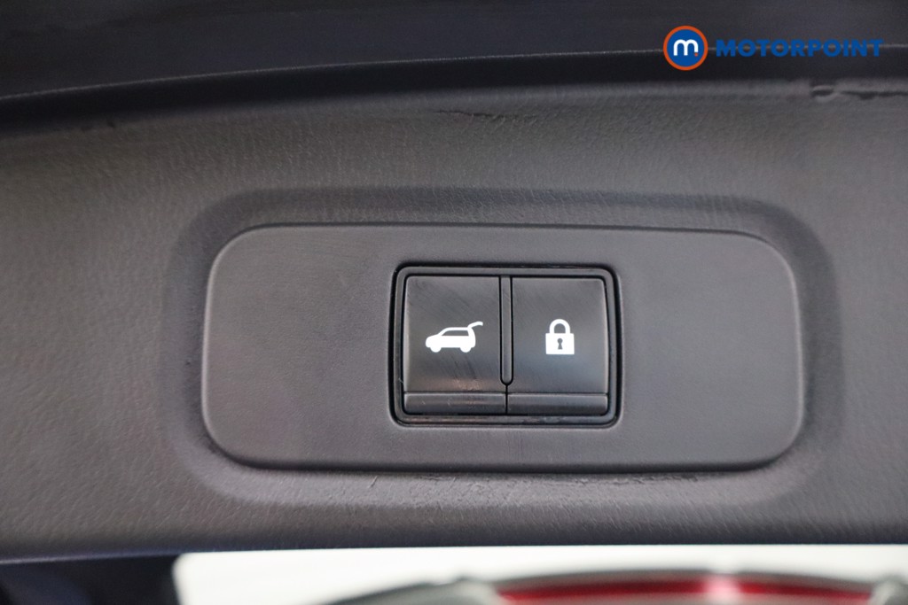 Nissan Qashqai Tekna Automatic Petrol SUV - Stock Number (1589895) - 38th supplementary image