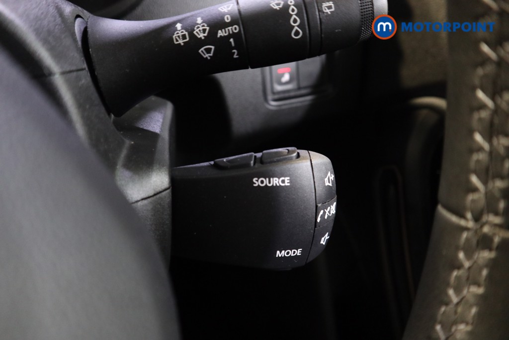 Dacia Duster Extreme Manual Petrol SUV - Stock Number (1589901) - 5th supplementary image