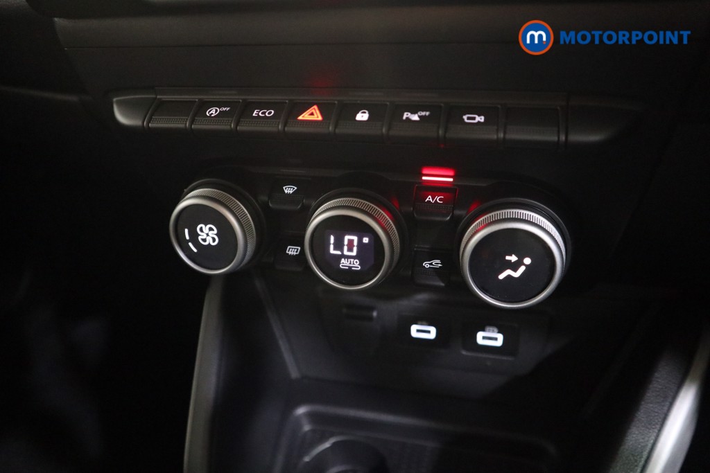 Dacia Duster Extreme Manual Petrol SUV - Stock Number (1589901) - 9th supplementary image