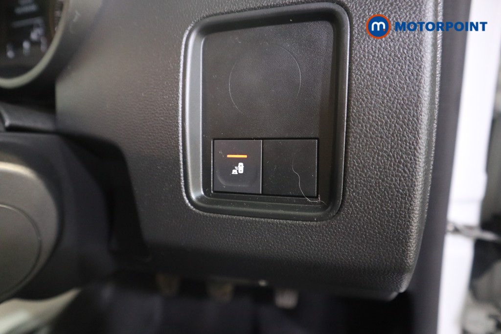 Dacia Duster Extreme Manual Petrol SUV - Stock Number (1589901) - 12th supplementary image