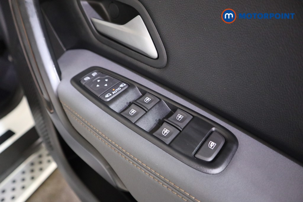 Dacia Duster Extreme Manual Petrol SUV - Stock Number (1589901) - 13th supplementary image