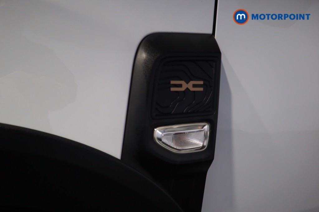 Dacia Duster Extreme Manual Petrol SUV - Stock Number (1589901) - 34th supplementary image