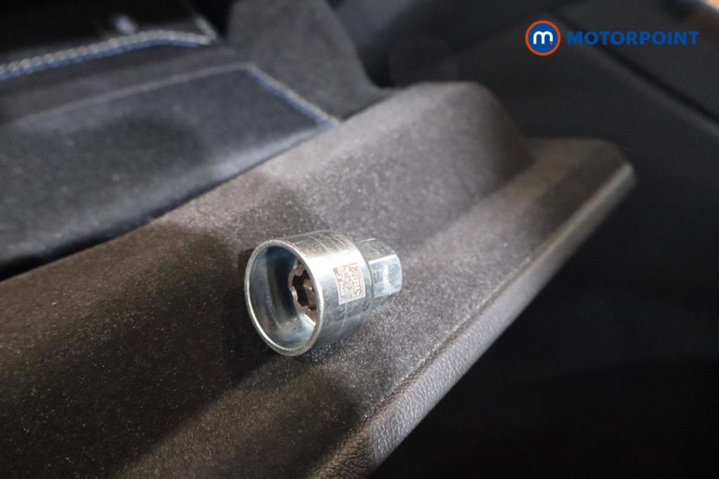 BMW 3 Series M Sport Automatic Petrol Plug-In Hybrid Saloon - Stock Number (1589934) - 14th supplementary image