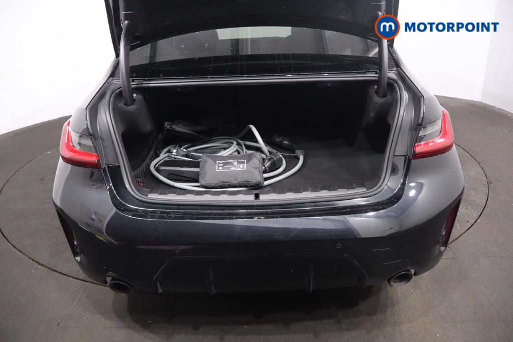 BMW 3 Series M Sport Automatic Petrol Plug-In Hybrid Saloon - Stock Number (1589934) - 18th supplementary image
