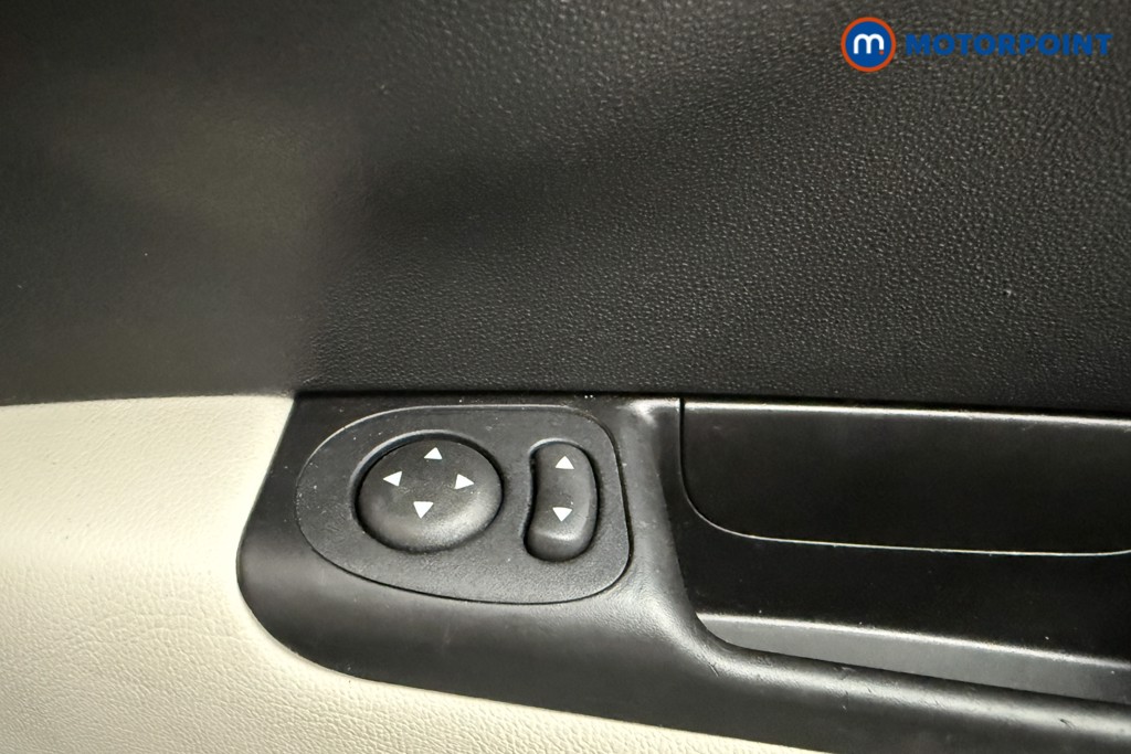 Fiat 500 Dolcevita Manual Petrol Hatchback - Stock Number (1589978) - 16th supplementary image