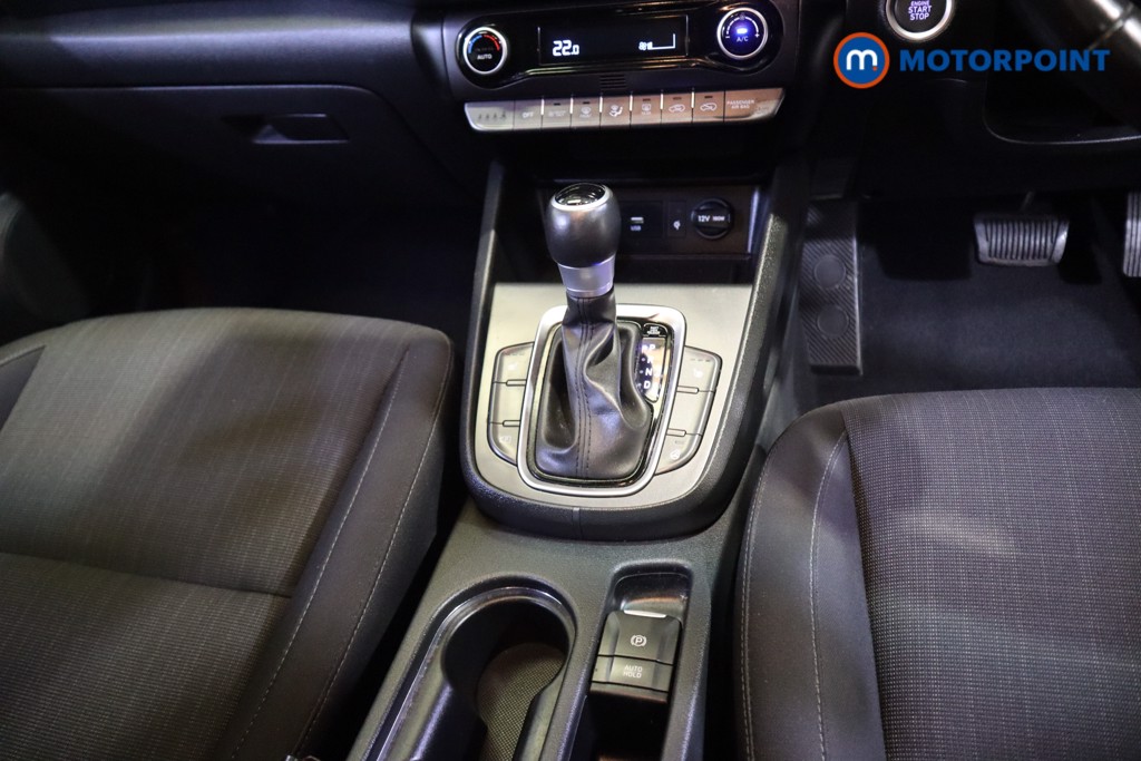 Hyundai Kona Premium Automatic Petrol-Electric Hybrid SUV - Stock Number (1590014) - 6th supplementary image