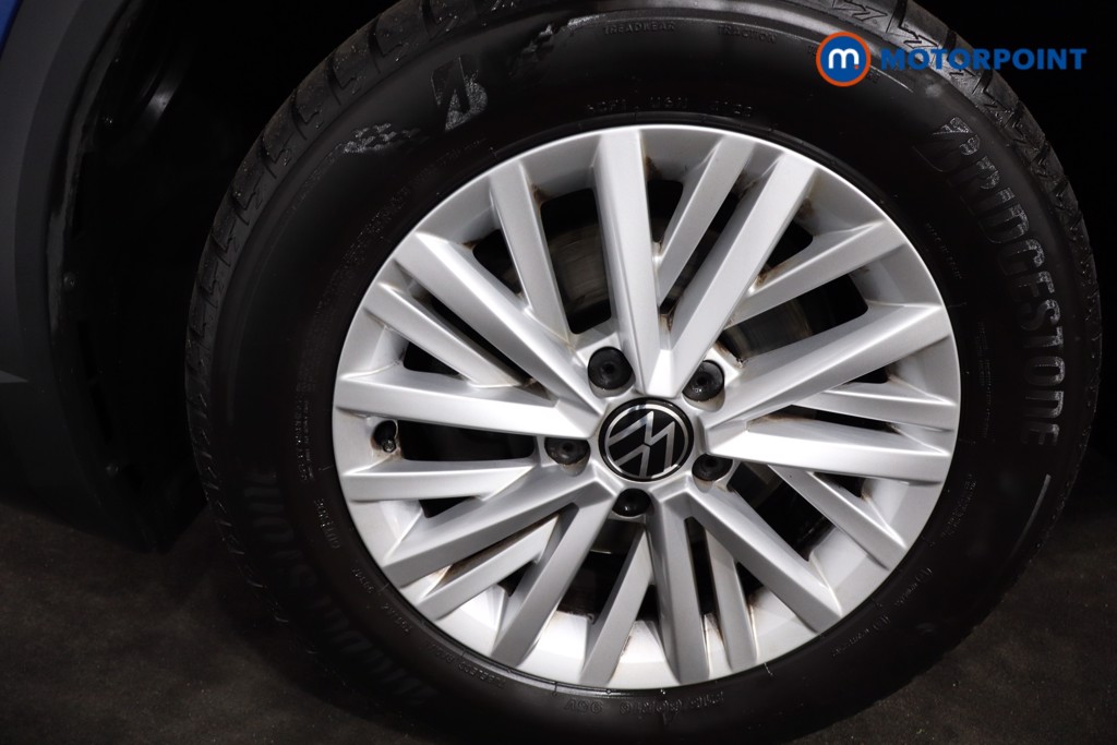 Volkswagen T-Roc Life Manual Petrol SUV - Stock Number (1590030) - 11th supplementary image