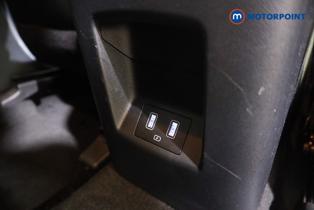 Hyundai Tucson Se Connect Manual Petrol SUV - Stock Number (1590032) - 16th supplementary image