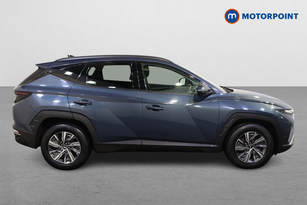 Hyundai Tucson Se Connect Manual Petrol SUV - Stock Number (1590032) - Drivers side
