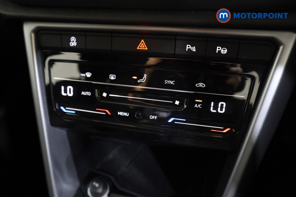 Volkswagen T-Roc Life Manual Petrol SUV - Stock Number (1590056) - 7th supplementary image
