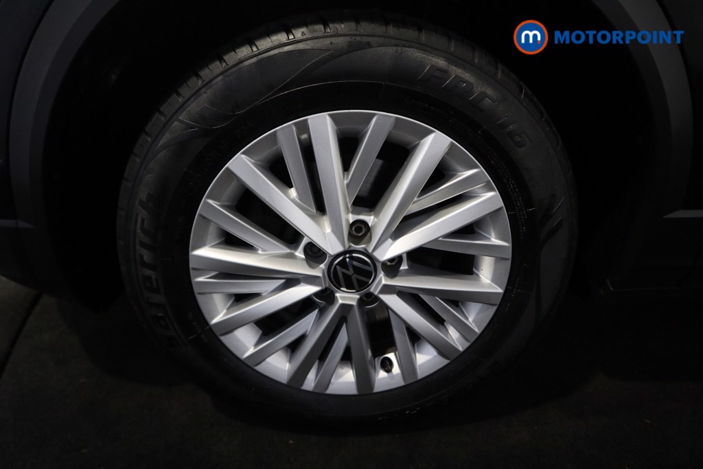 Volkswagen T-Roc Life Manual Petrol SUV - Stock Number (1590056) - 21st supplementary image