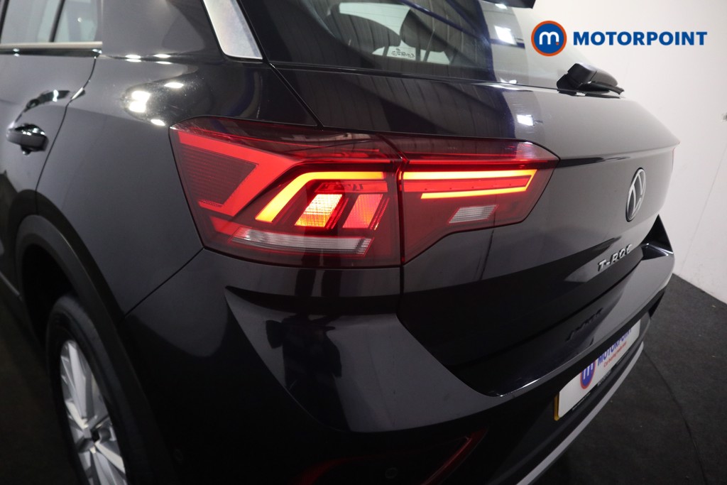 Volkswagen T-Roc Life Manual Petrol SUV - Stock Number (1590056) - 24th supplementary image