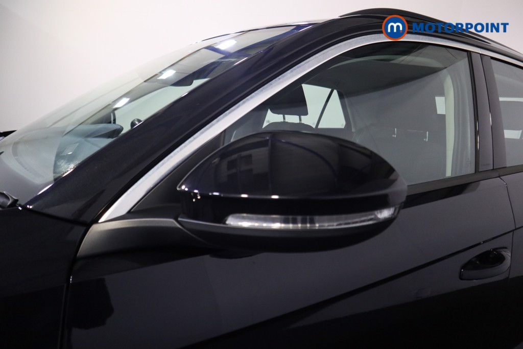 Volkswagen T-Roc Life Manual Petrol SUV - Stock Number (1590056) - 29th supplementary image