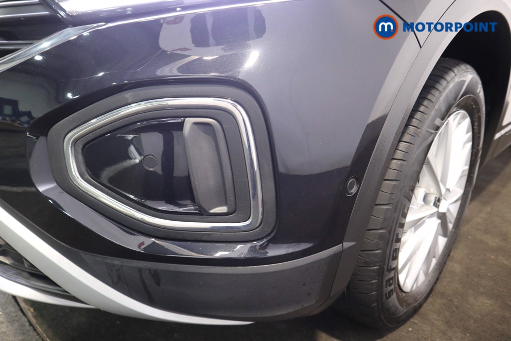 Volkswagen T-Roc Life Manual Petrol SUV - Stock Number (1590056) - 30th supplementary image