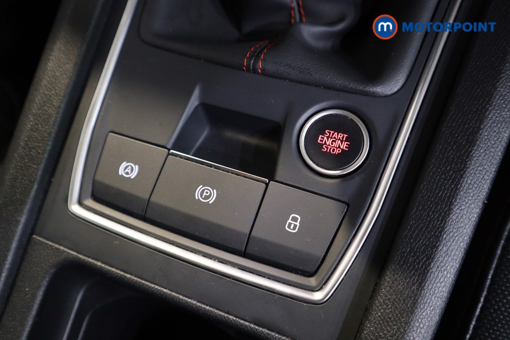 Seat Leon FR Manual Petrol Hatchback - Stock Number (1590147) - 7th supplementary image