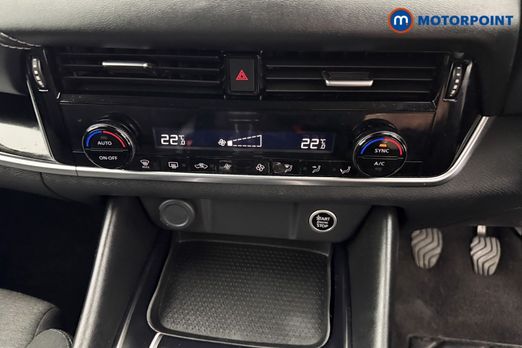 Nissan Qashqai N-Connecta Manual Petrol SUV - Stock Number (1590217) - 10th supplementary image