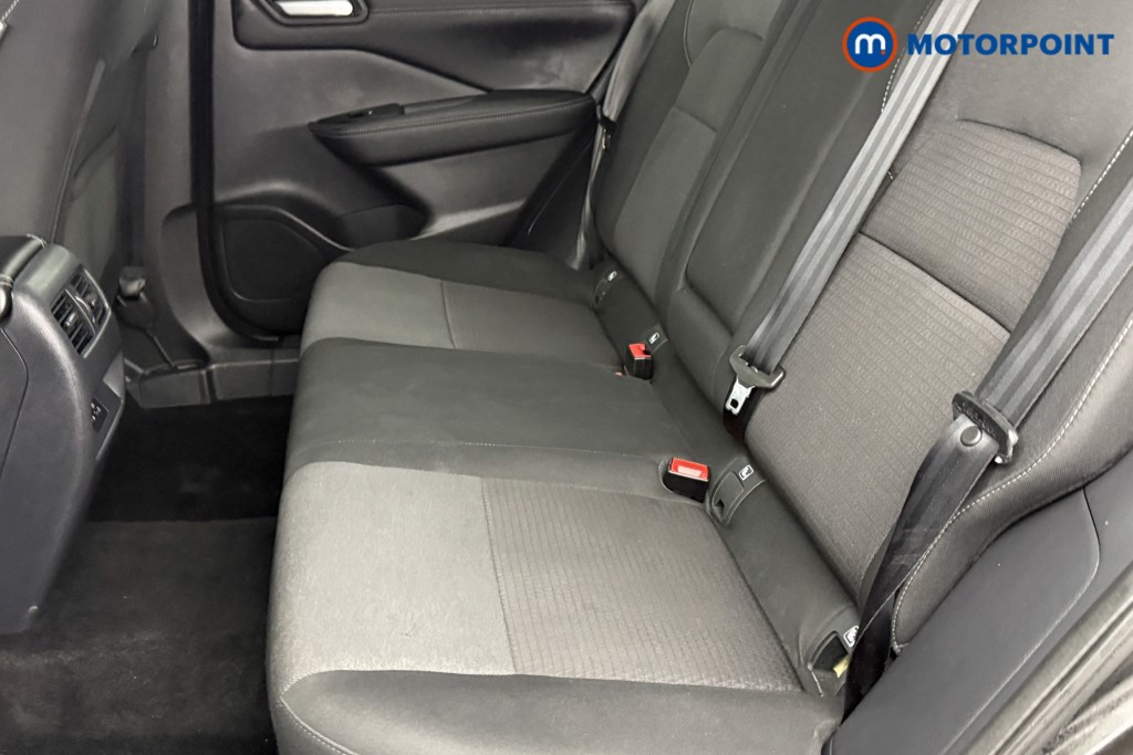 Nissan Qashqai N-Connecta Manual Petrol SUV - Stock Number (1590217) - 23rd supplementary image