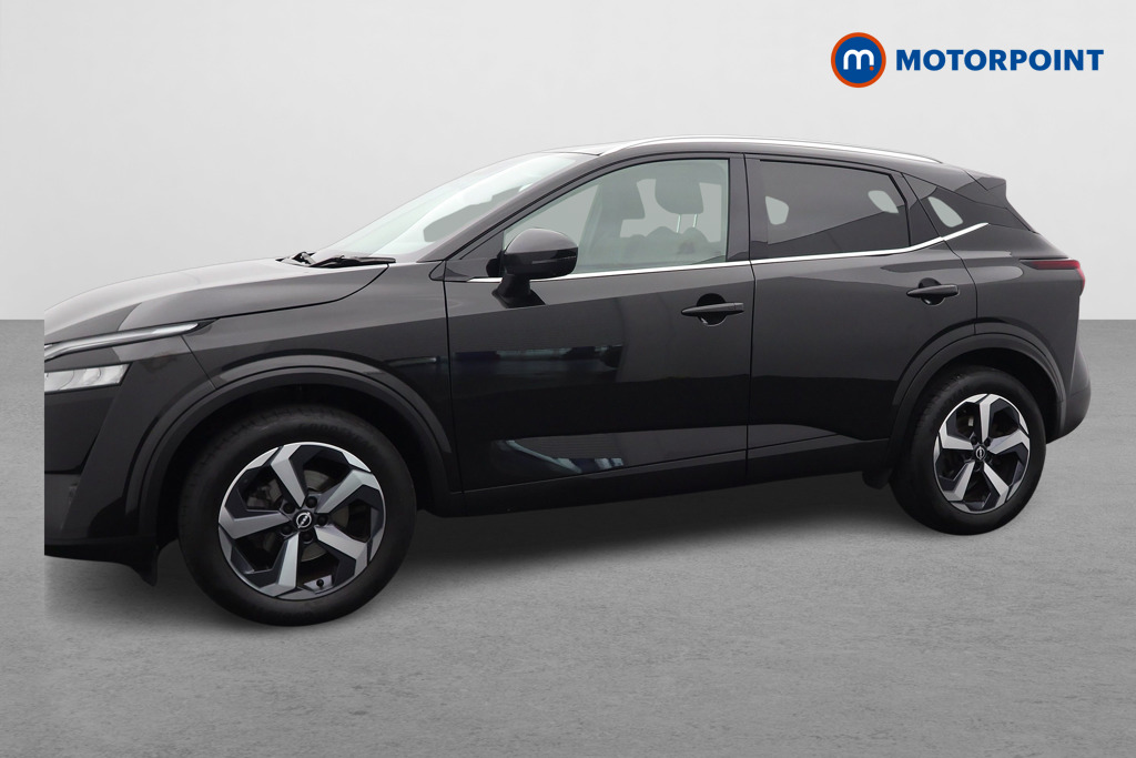 Nissan Qashqai N-Connecta Manual Petrol SUV - Stock Number (1590217) - Passenger side