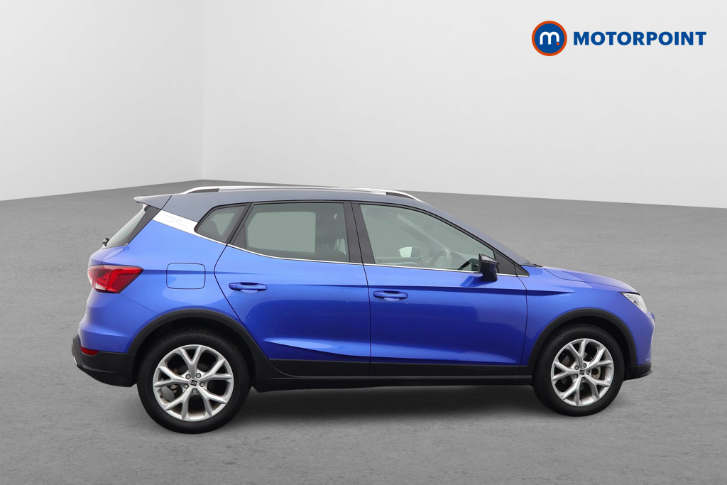 Seat Arona FR Manual Petrol SUV - Stock Number (1590225) - Drivers side front corner