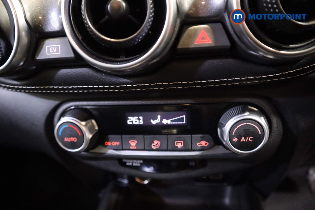 Nissan Juke N-Connecta Automatic Petrol-Electric Hybrid SUV - Stock Number (1590347) - 5th supplementary image