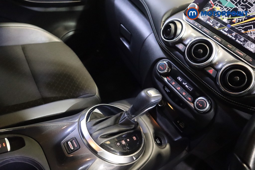 Nissan Juke N-Connecta Automatic Petrol-Electric Hybrid SUV - Stock Number (1590347) - 7th supplementary image