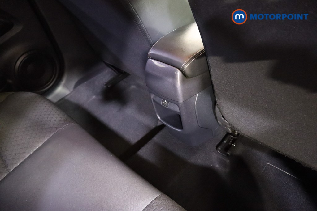 Nissan Juke N-Connecta Automatic Petrol-Electric Hybrid SUV - Stock Number (1590347) - 19th supplementary image