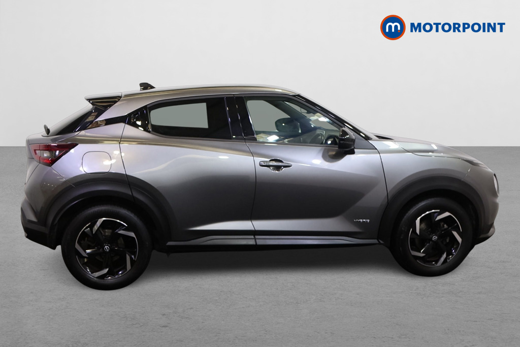 Nissan Juke N-Connecta Automatic Petrol-Electric Hybrid SUV - Stock Number (1590347) - Drivers side