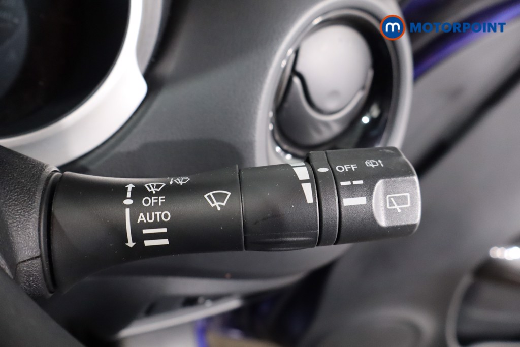 Nissan Juke Tekna Automatic Petrol SUV - Stock Number (1590415) - 17th supplementary image