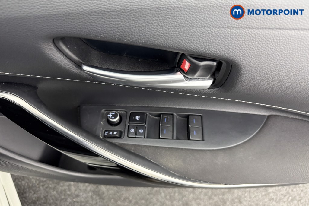 Toyota Corolla Gr Sport Automatic Petrol-Electric Hybrid Hatchback - Stock Number (1590510) - 15th supplementary image