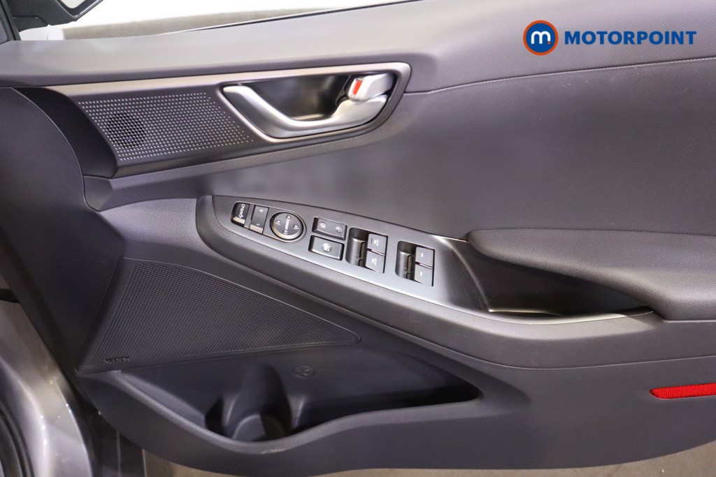 Hyundai Ioniq Premium Automatic Petrol Plug-In Hybrid Hatchback - Stock Number (1590633) - 9th supplementary image