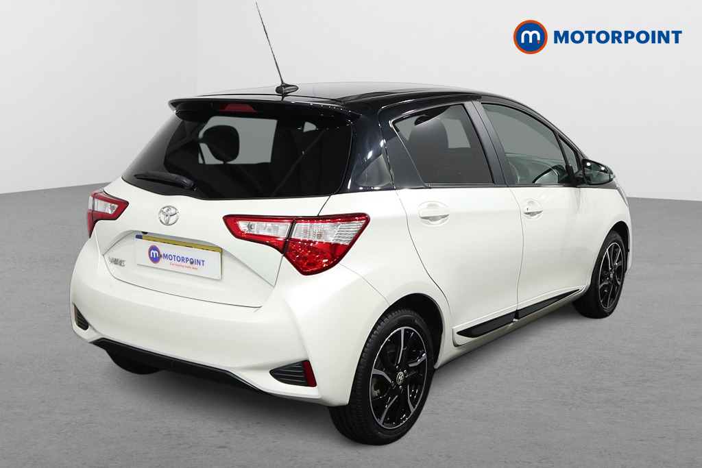 Toyota Yaris Bi-Tone Manual Petrol Hatchback - Stock Number (1590660) - Drivers side rear corner