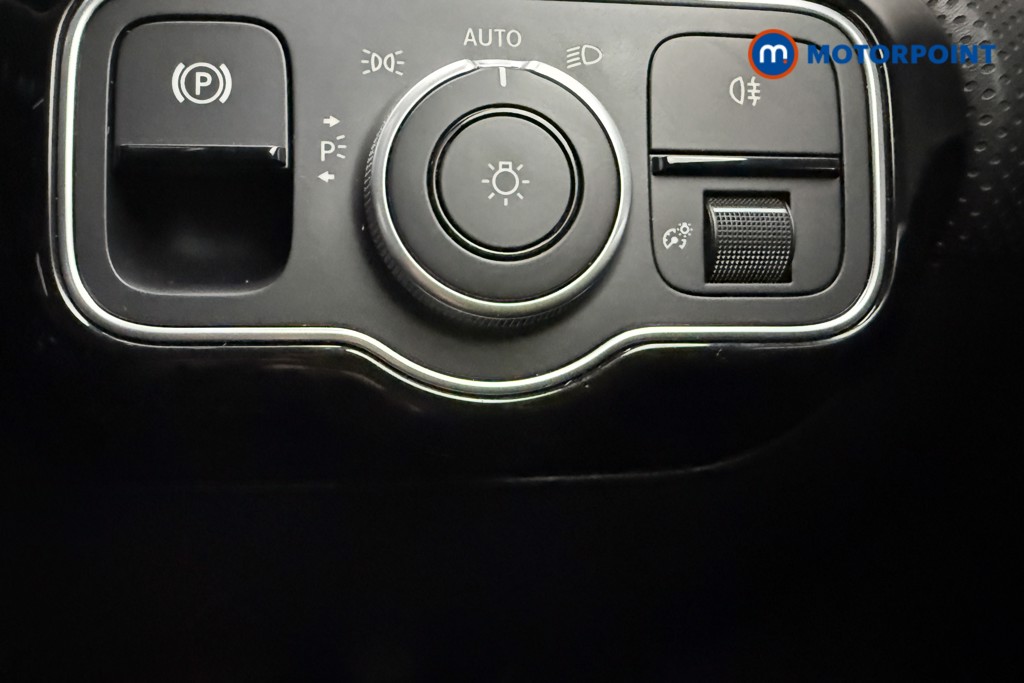 Mercedes-Benz A Class Amg Line Automatic Diesel Hatchback - Stock Number (1590793) - 17th supplementary image