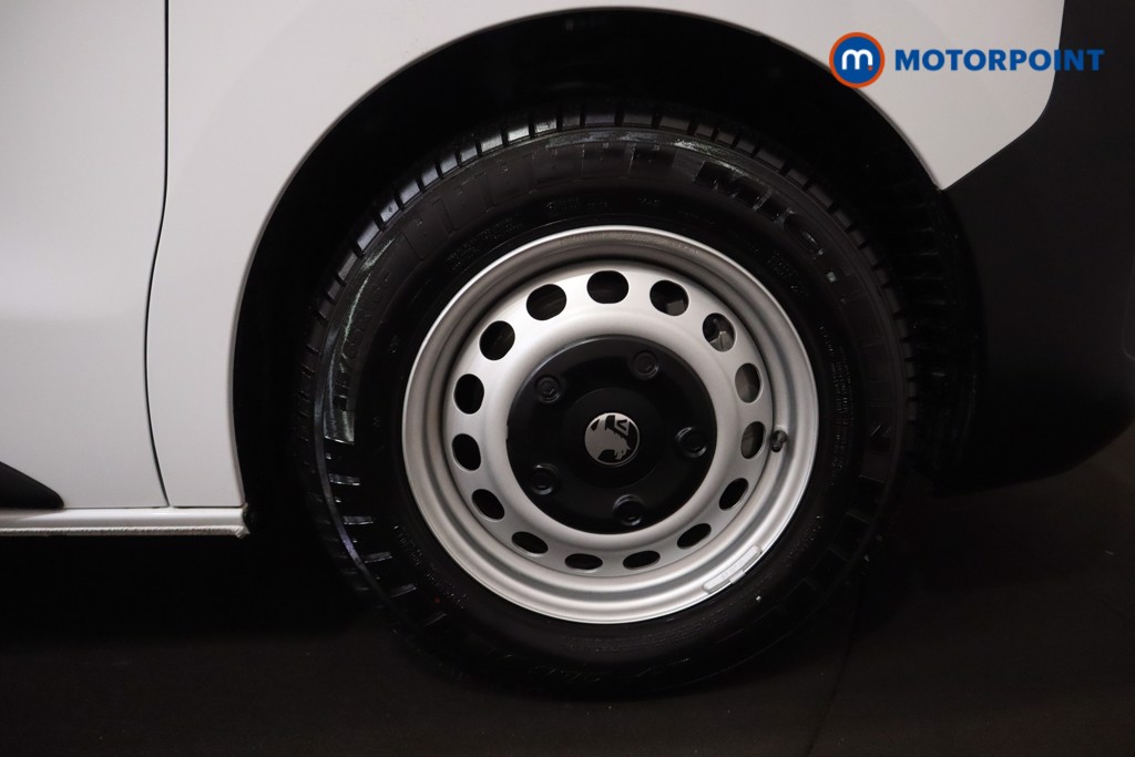 Vauxhall Vivaro Prime Manual Diesel Crew Bus - Stock Number (1567280) - 30th supplementary image